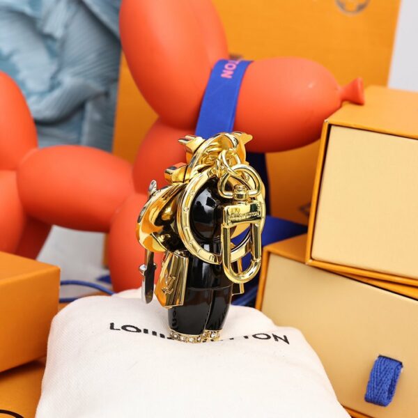 Chaveiro e Charm de Bolsa_ Louis Vuitton  Rei - Image 2