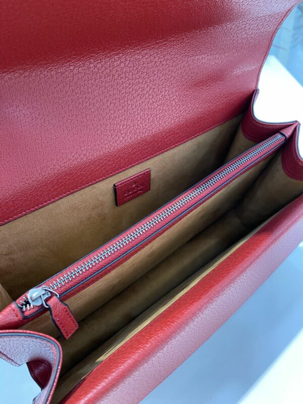 Bolsa gucci Dionysus - Vermelha - Com Alça Superior - Image 9