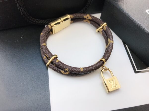 bracelete_louis_vuitton_cadeado_01
